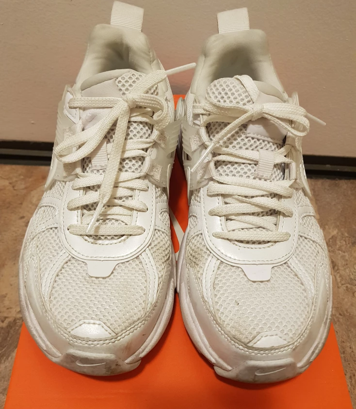 Nike FD0736-113 White Sneakers - US 7.5 - photo 2