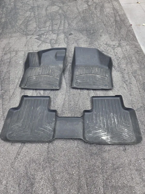 VW Atlas - WeatherTech Floor Mats - 1st & 2nd Row image indicator(2)
