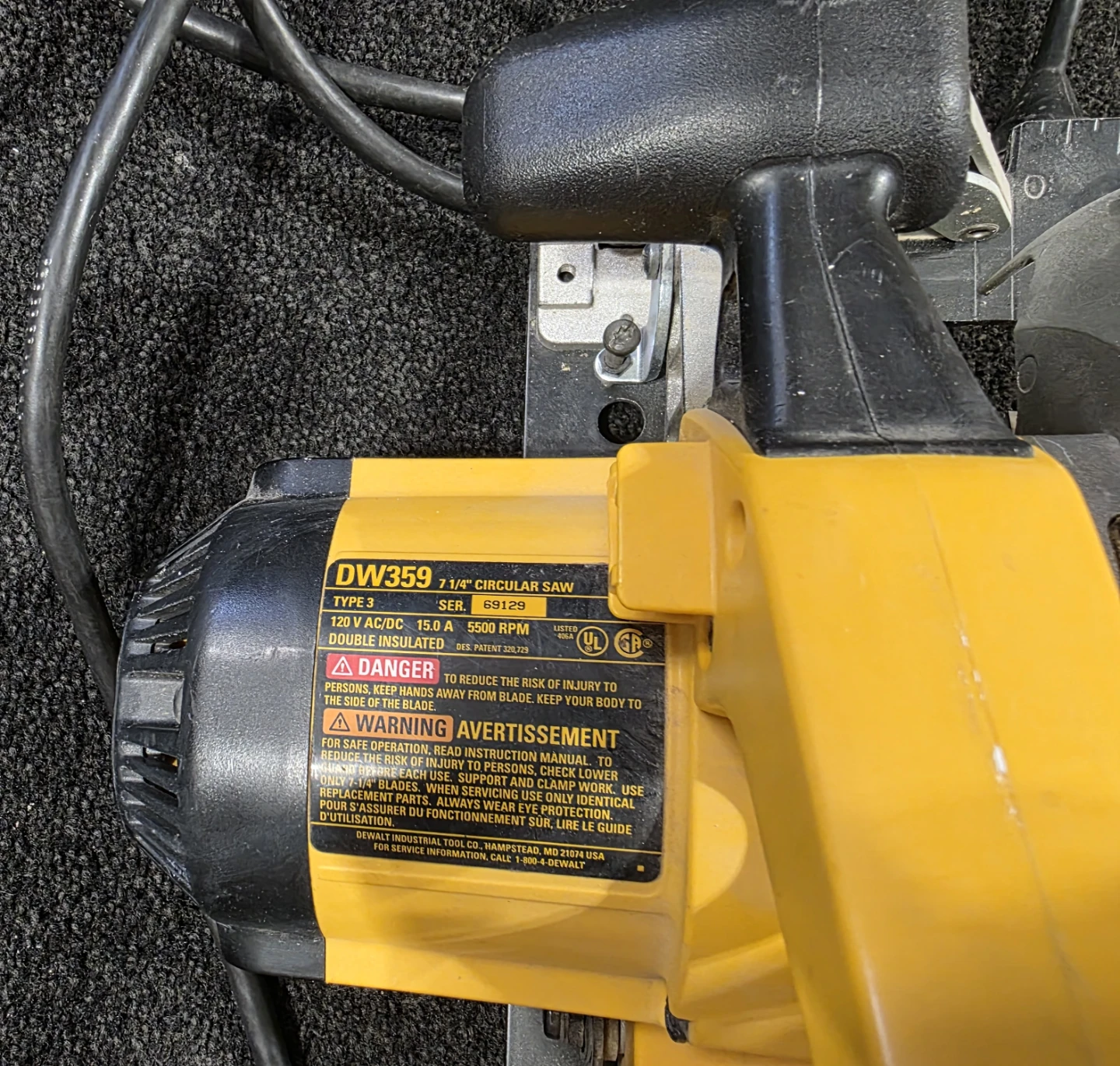 DeWalt DW359 Electric Circular Saw - photo 2