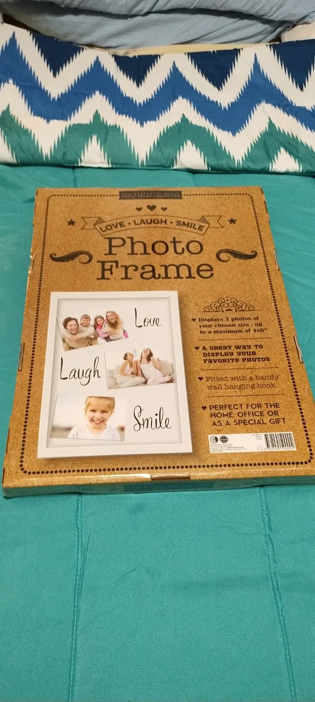 Love Laugh Smile Photo Frame image indicator(2)
