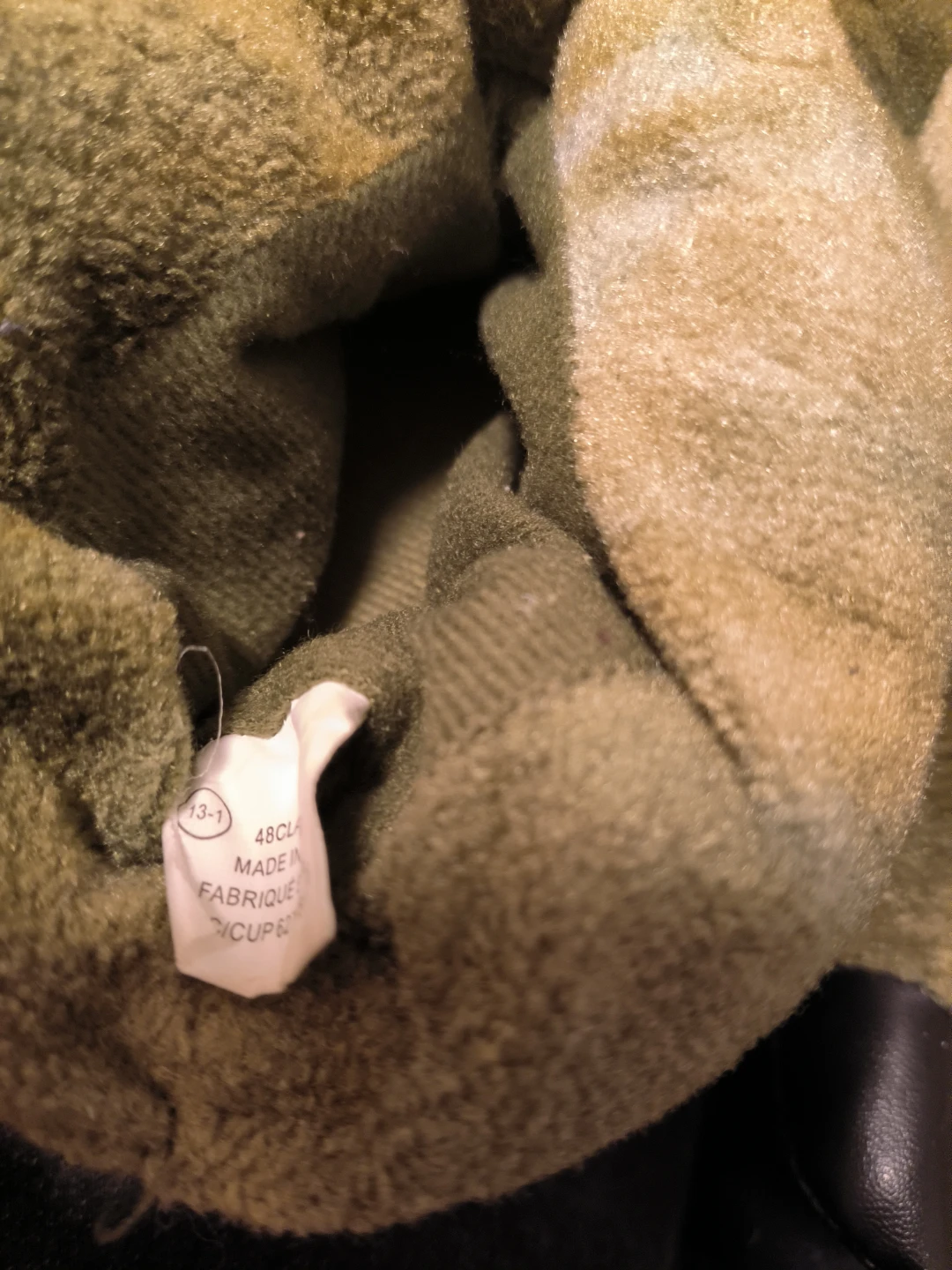 Dinosaur Claw Slippers - Size 48CLA