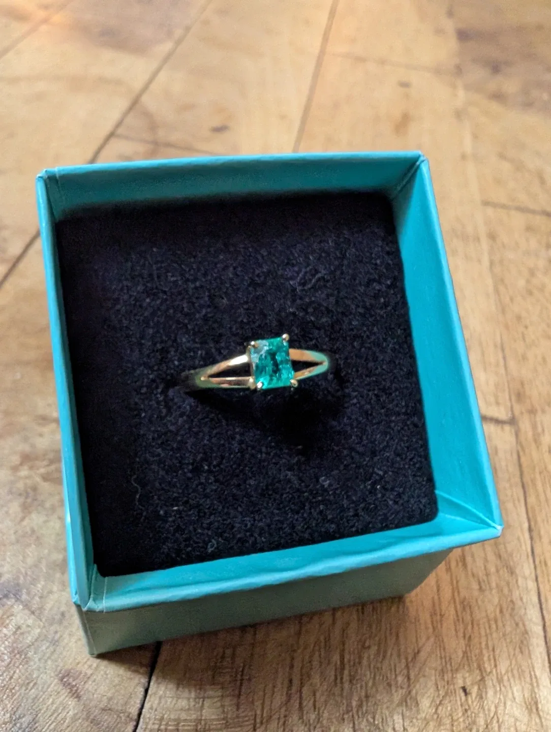 14K Gold Emerald Ring