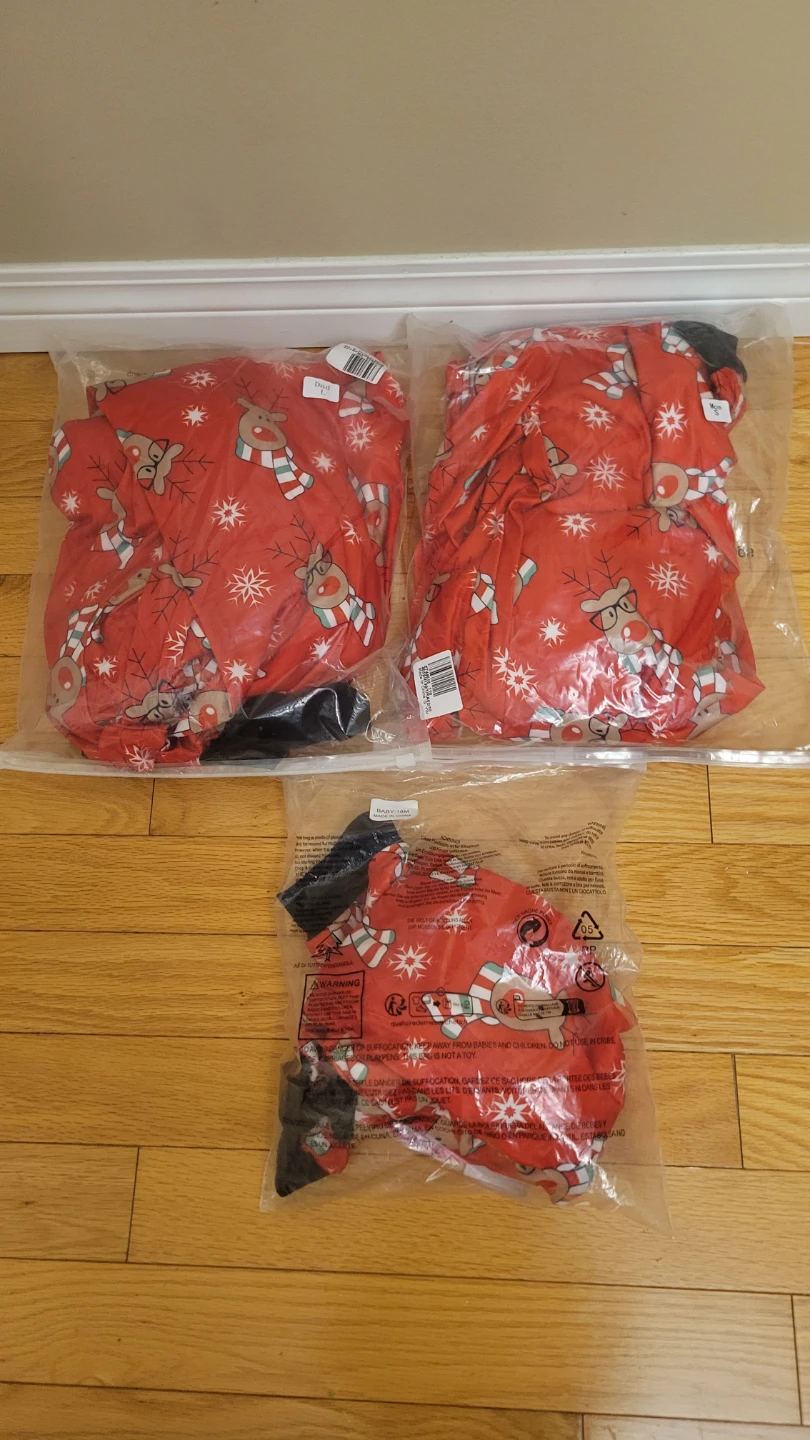 Brand New set of 3 Family Festive Pajamas Elk Prints - photo 2