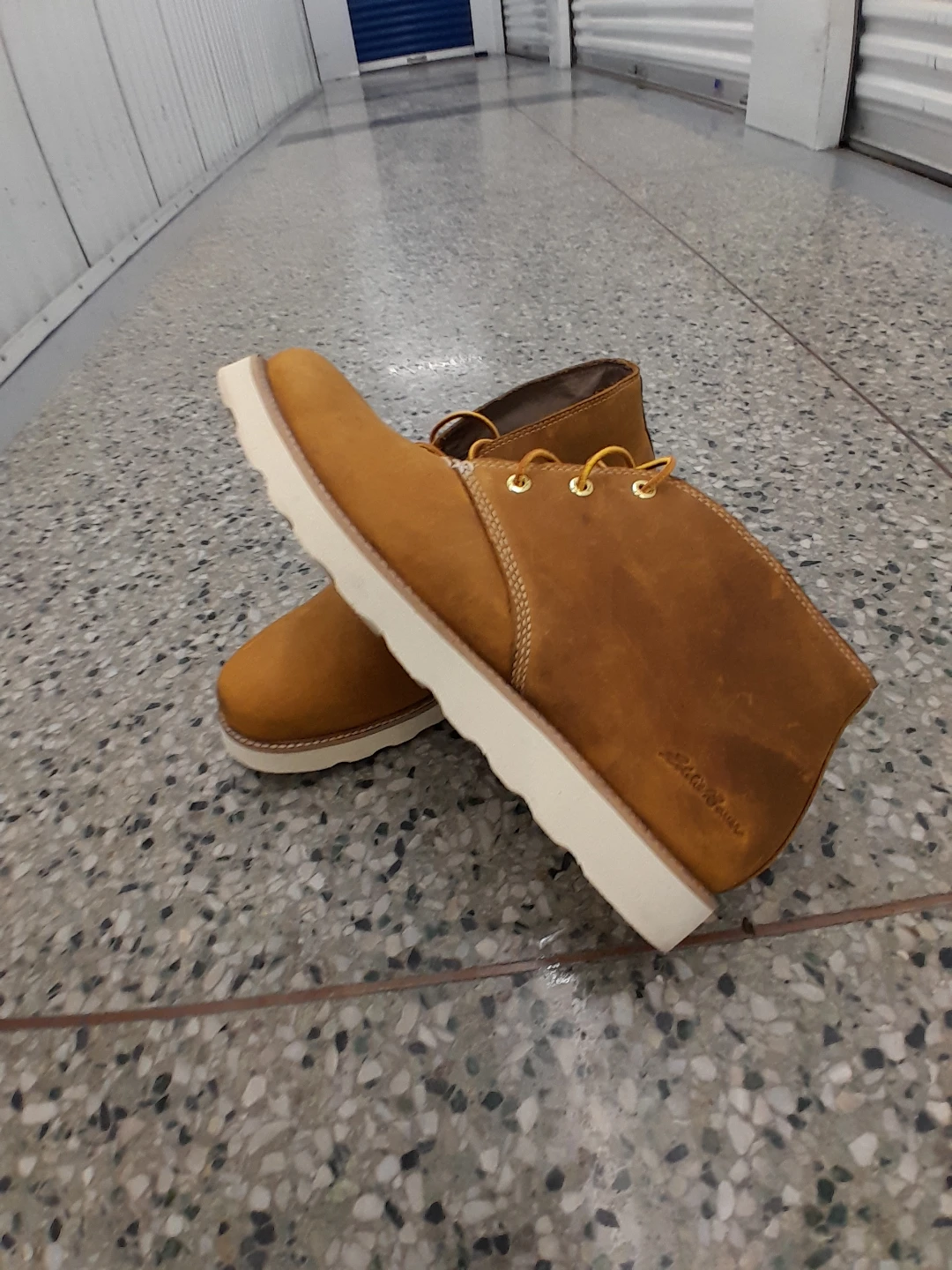 Eddie Bauer Chukka Boots, Size 13 - photo 4