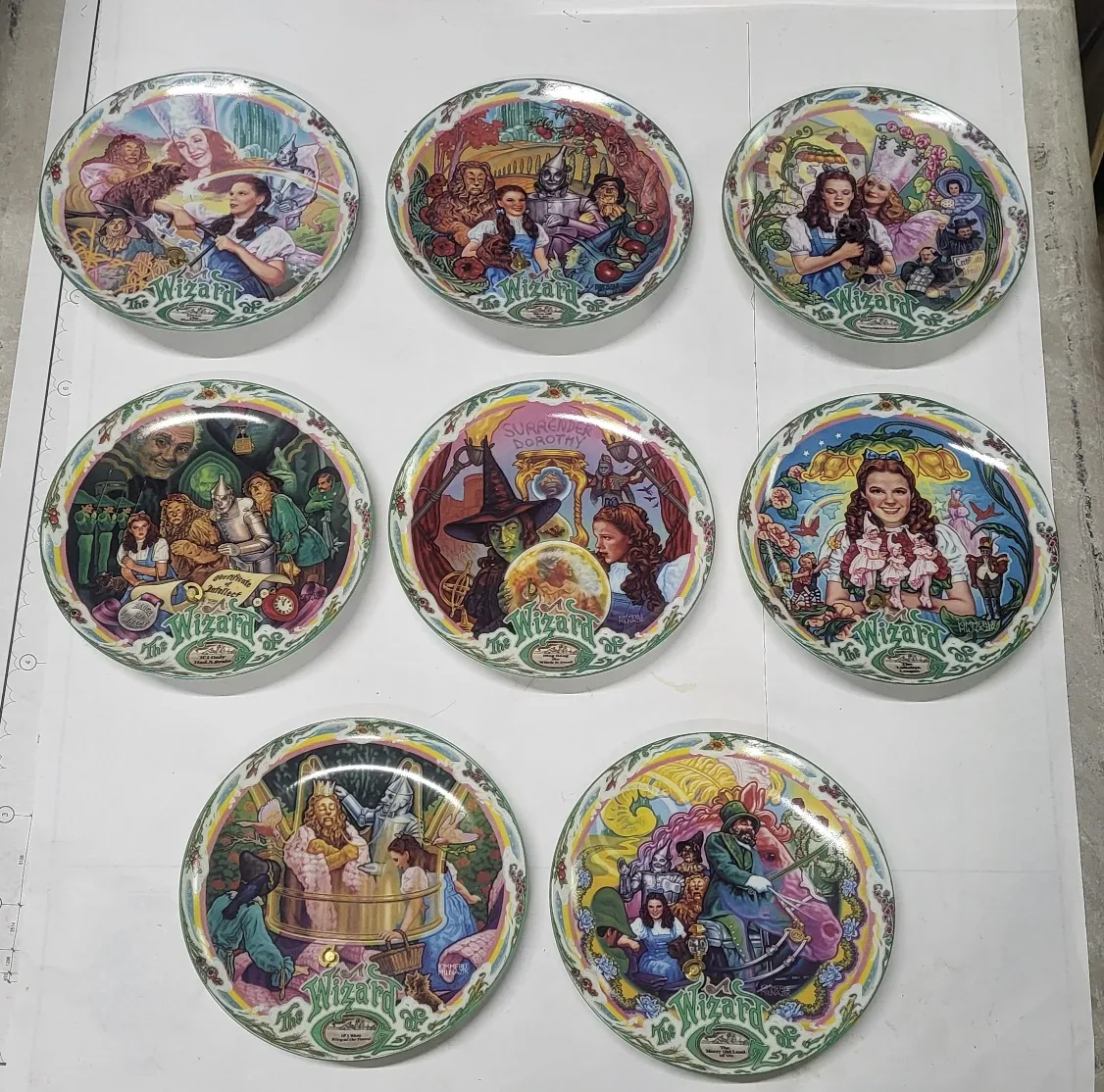 Wizard of Oz Collector Plates - Bradex