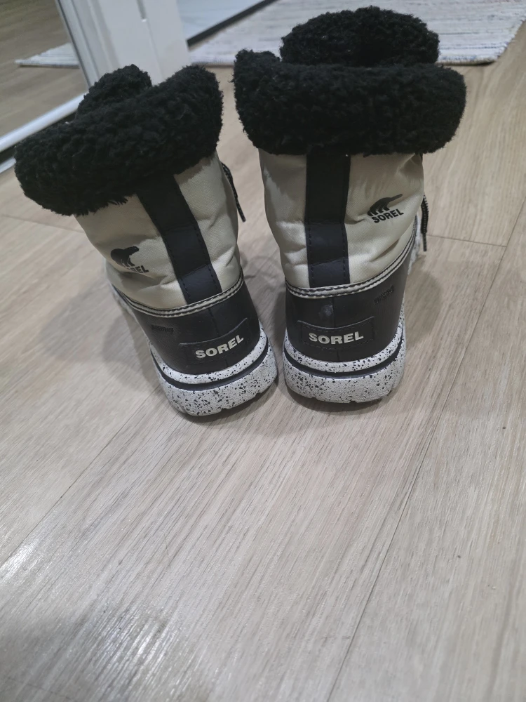 Sorel Women's Winter Boots - photo 2