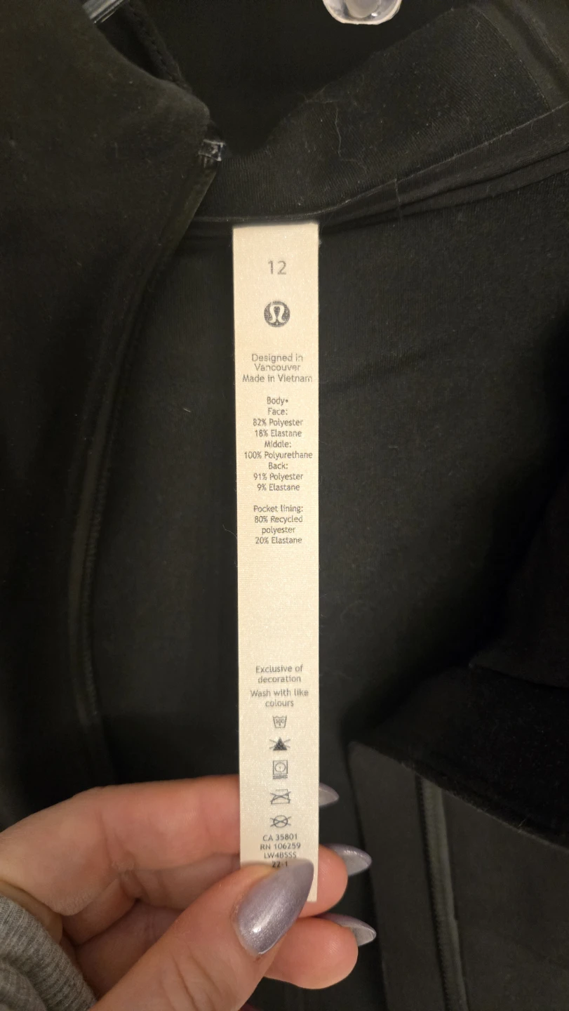 Lululemon Jacket - Size 12 - photo 2