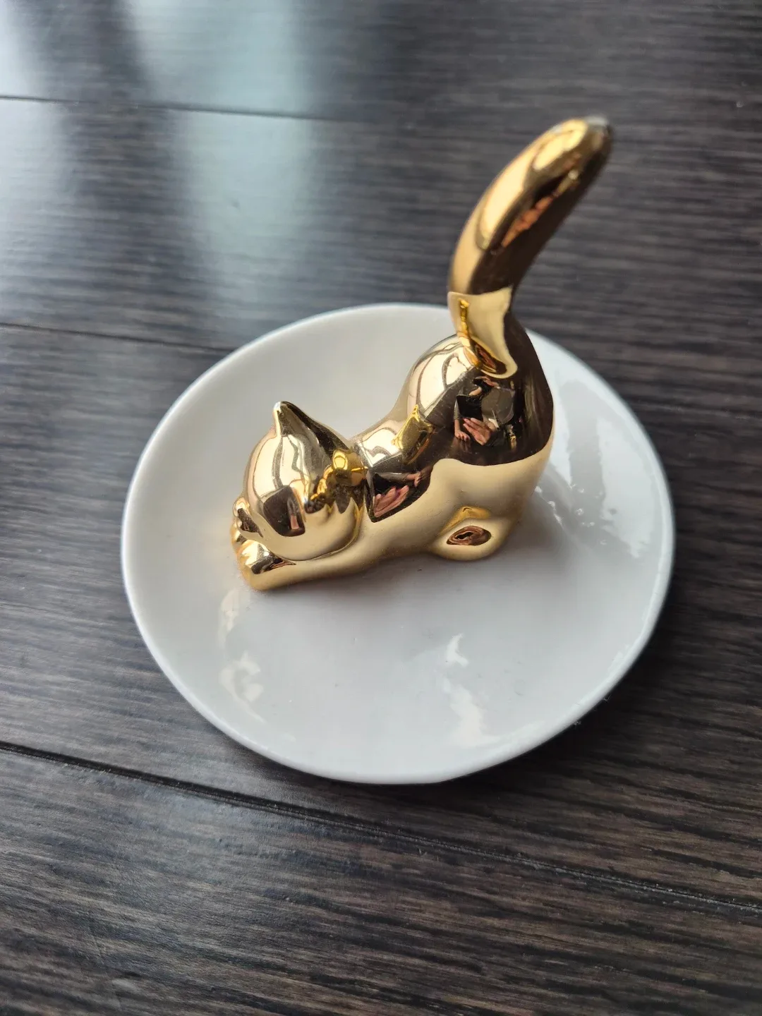 Gold Cat Ring Holder