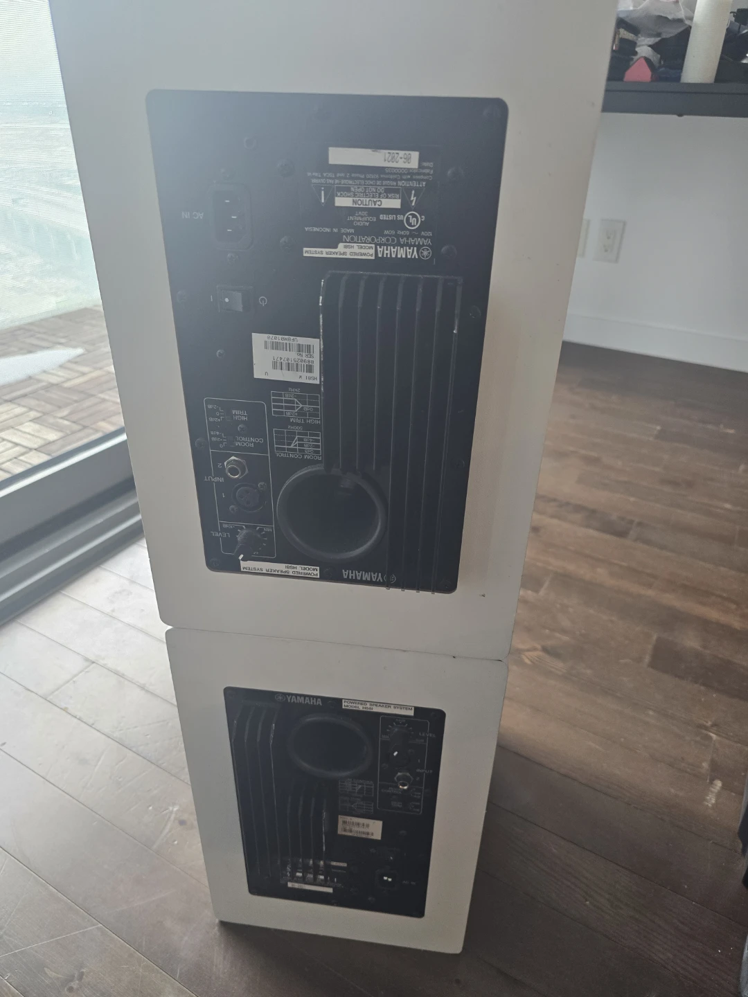Yamaha Powered Speaker System HS8I - photo 2