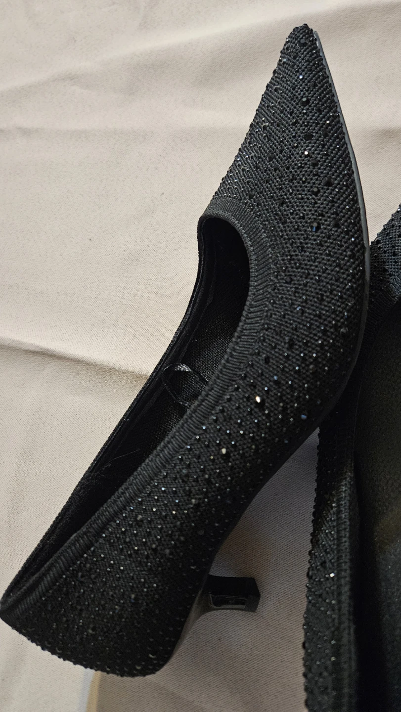 Torrid Black Pointed Toe Kitten Heel - Size 9.5 wide - photo 4