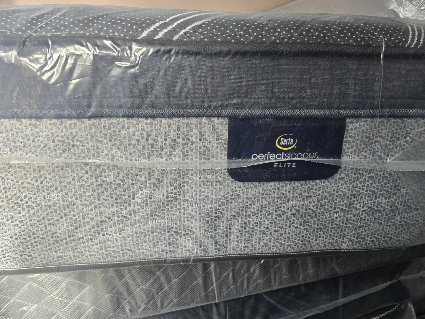 Queen Serta Perfect Sleeper Elite