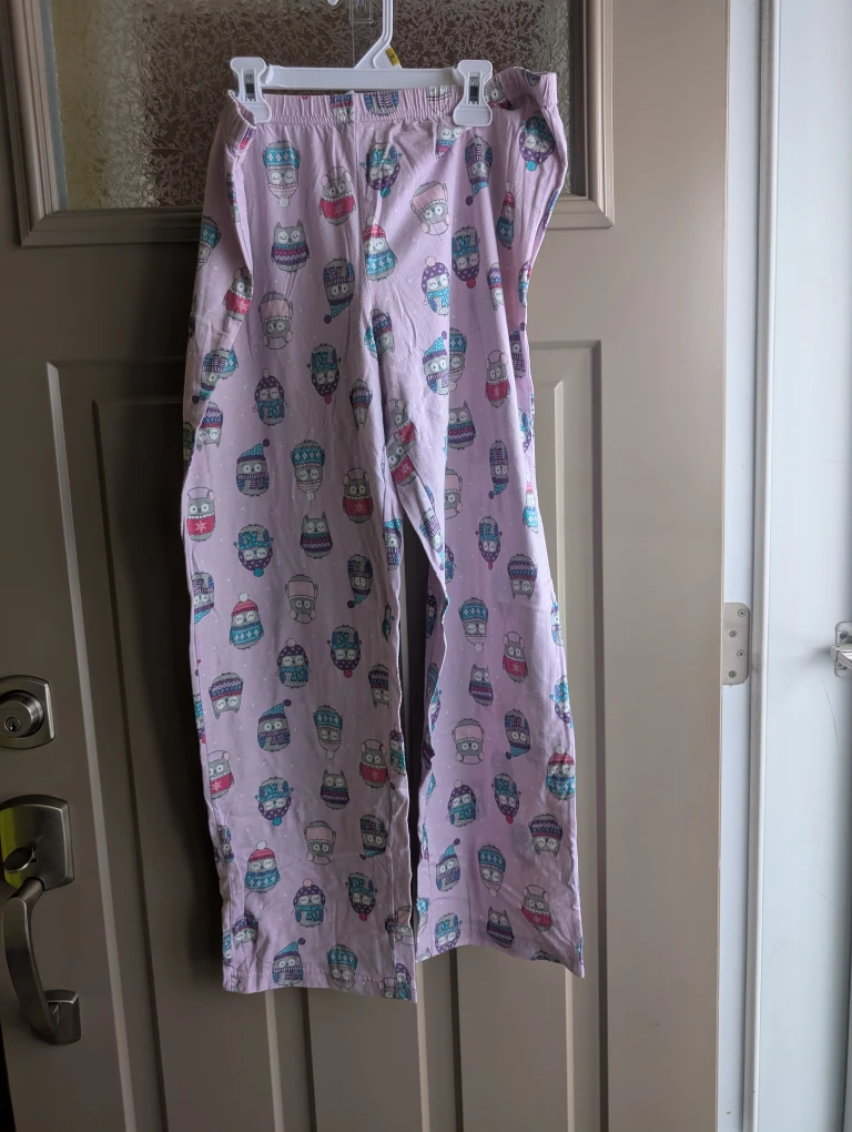 Womens sz med sleep pants $5 each