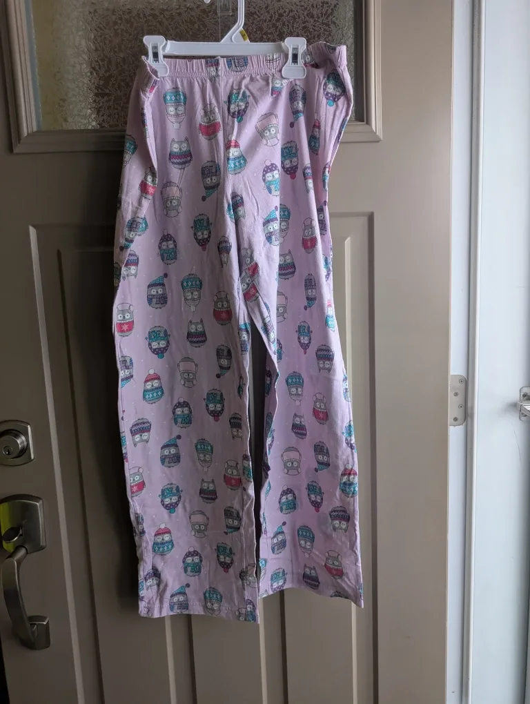 Womens sz med sleep pants $5 each