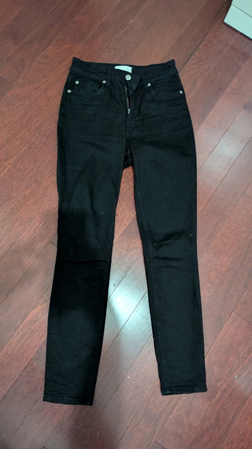 H&M Black Skinny High Jeans - Size 6(CA)