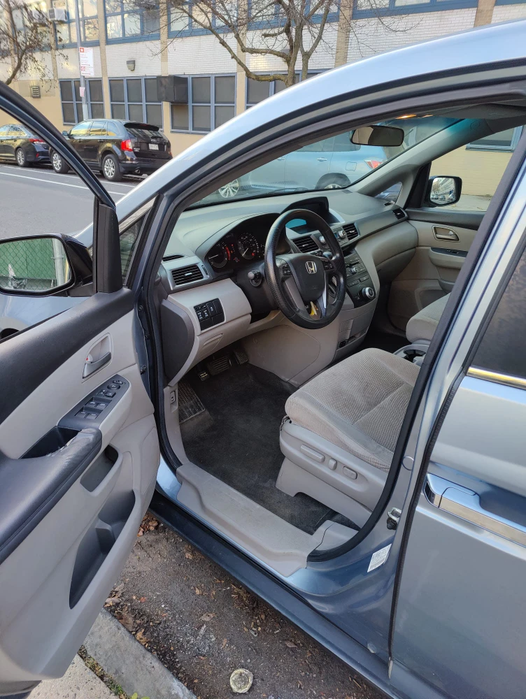2011 Honda Odyssey EXL - photo 4