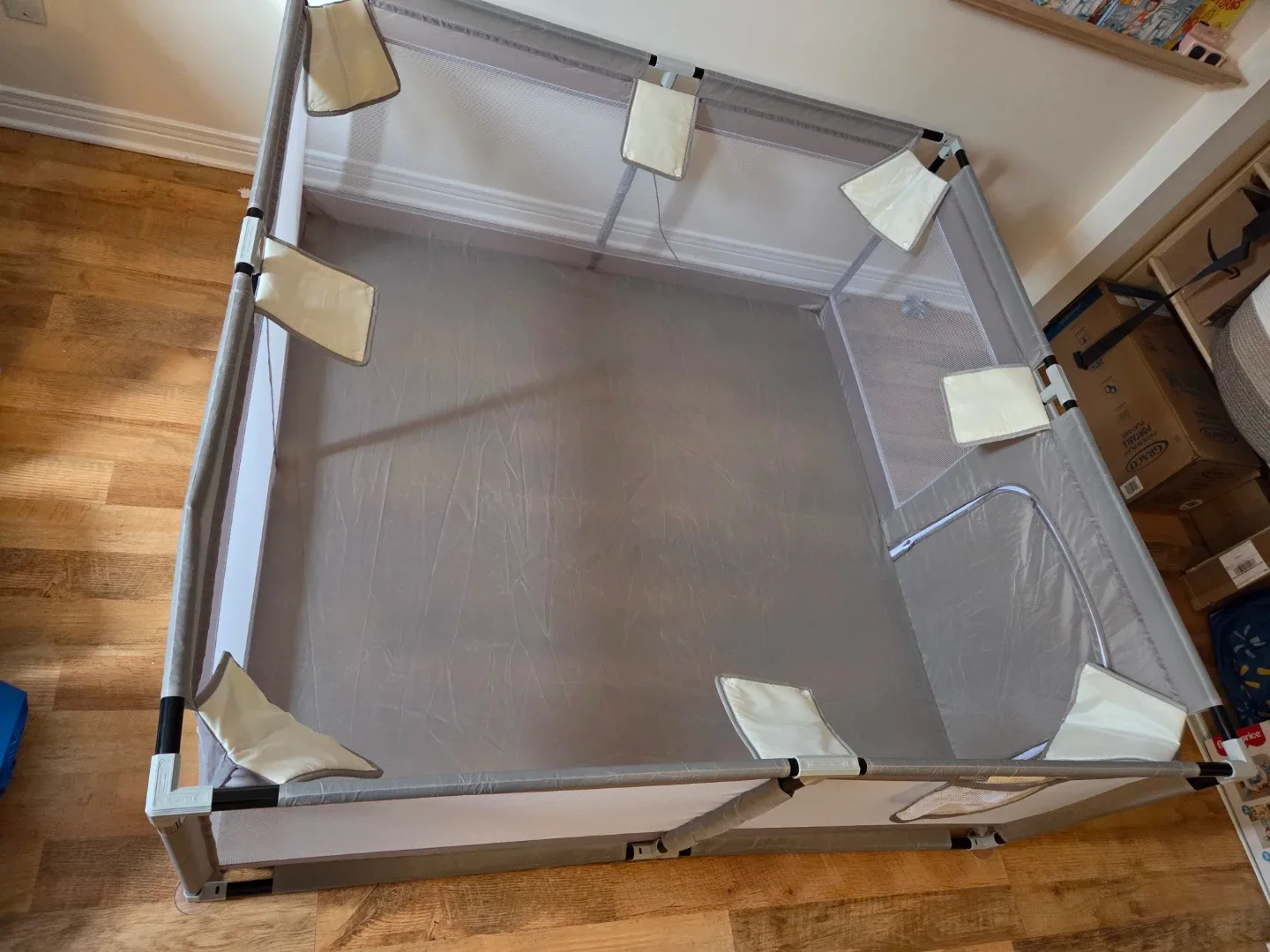 Baby/ toddler  Playard 60 x 60 x 25