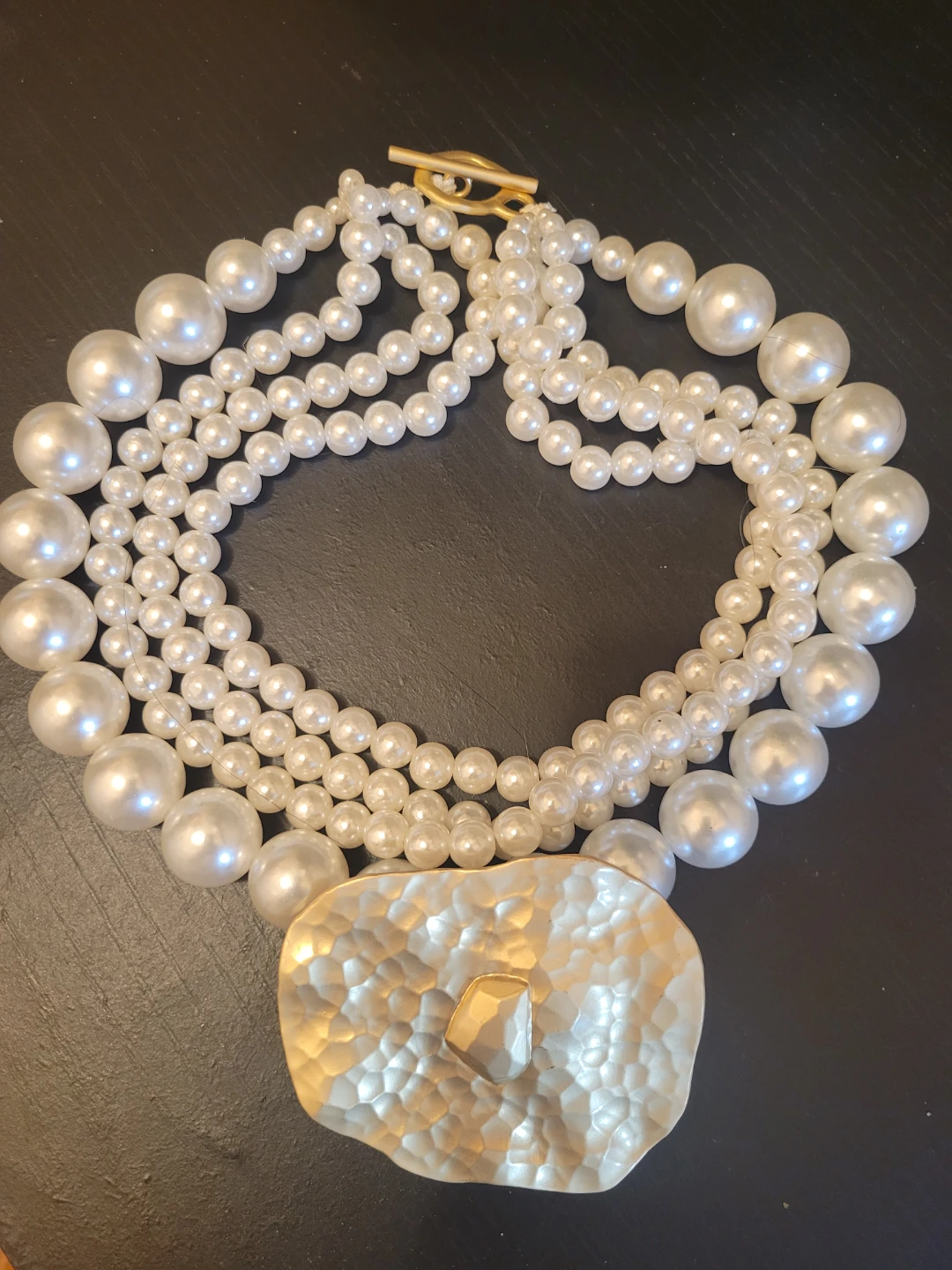 Pearl Necklace with Gold Clasp - photo 3