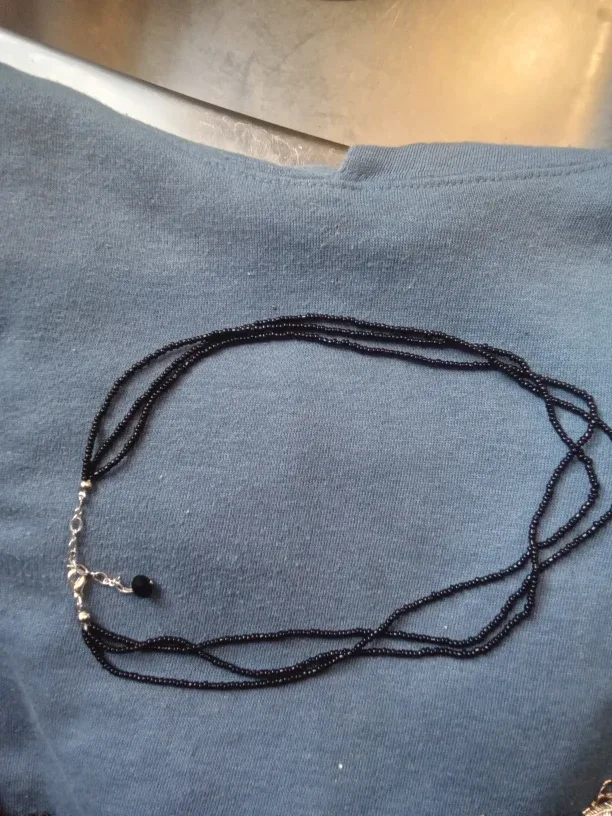 Homemade REAL Black Onxy Bead Choker image indicator(6)
