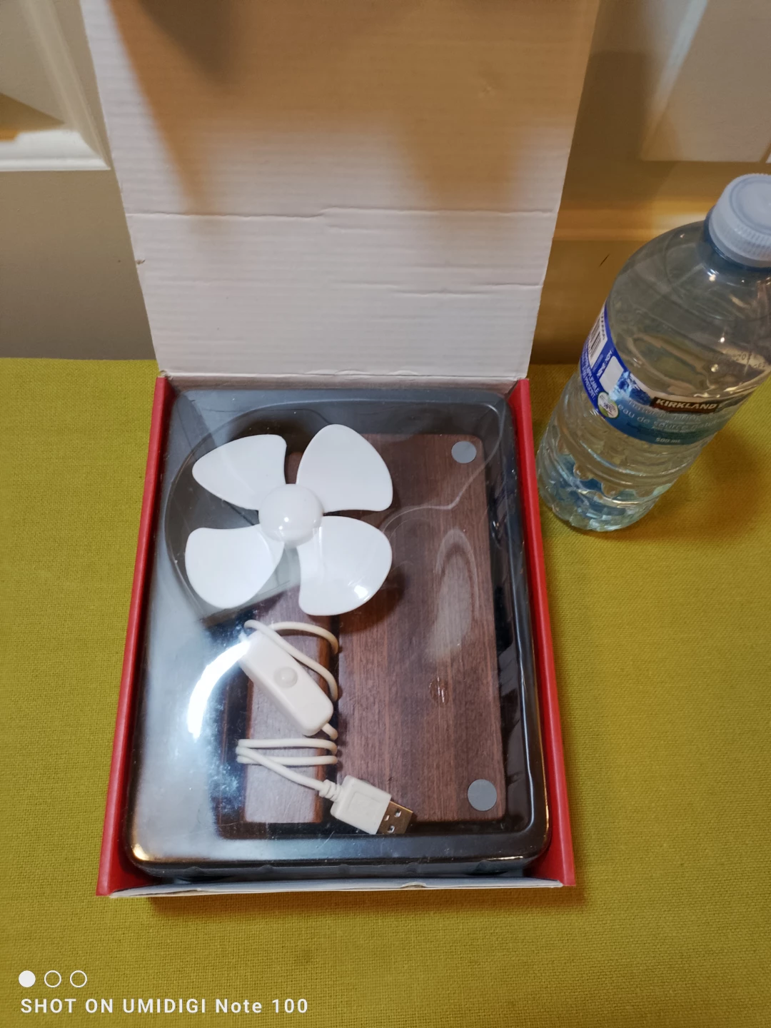 📱 🆕 Wooden Phone Stand w / USB Fan 🚨 Retails $36.75+Tx 📱 🆕 - photo 3