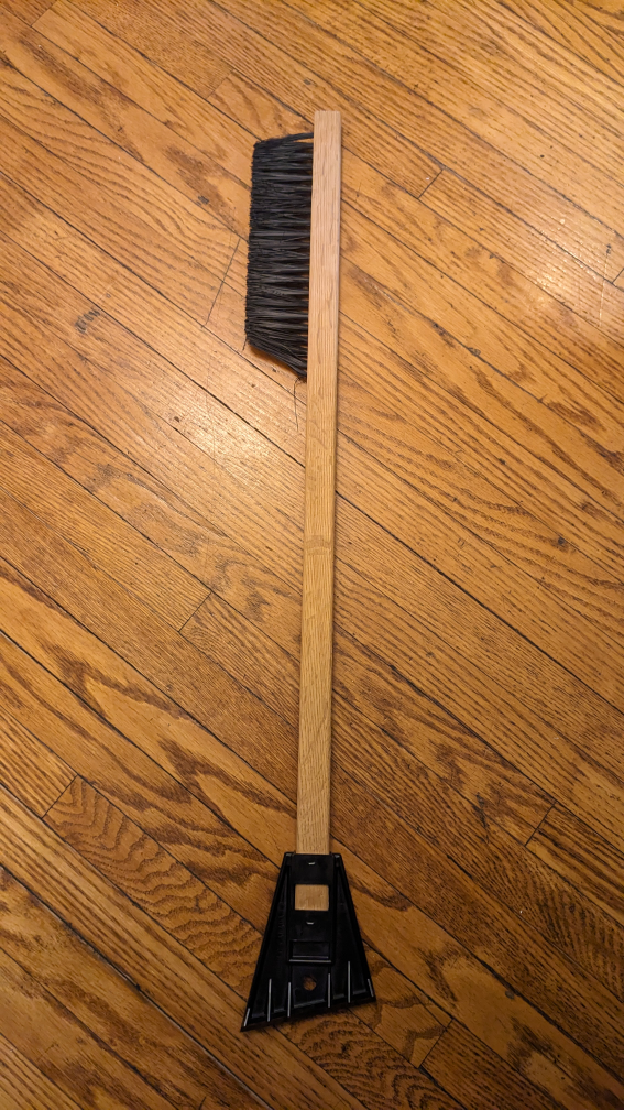 Free snow brush