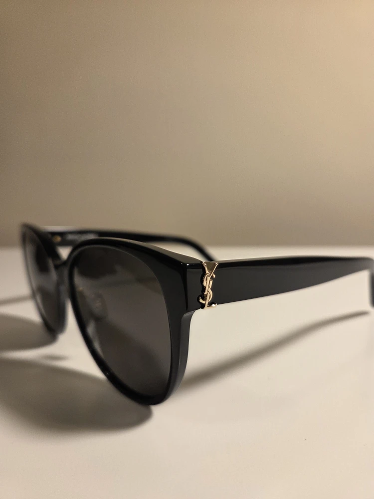 YSL Sunglasses - photo 2