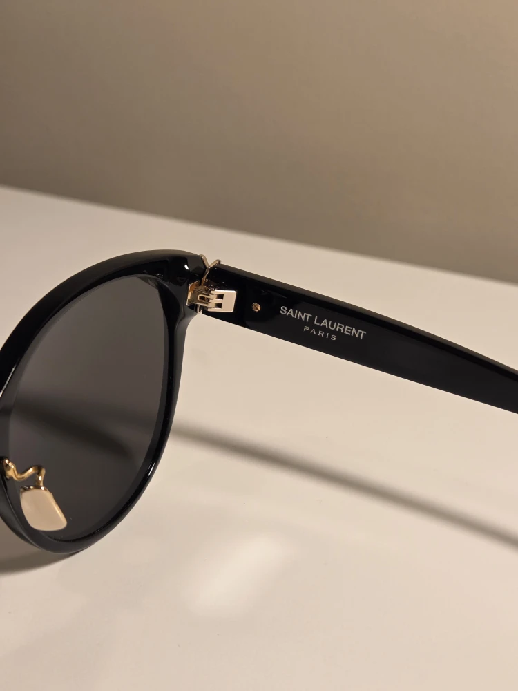 YSL Sunglasses - photo 5
