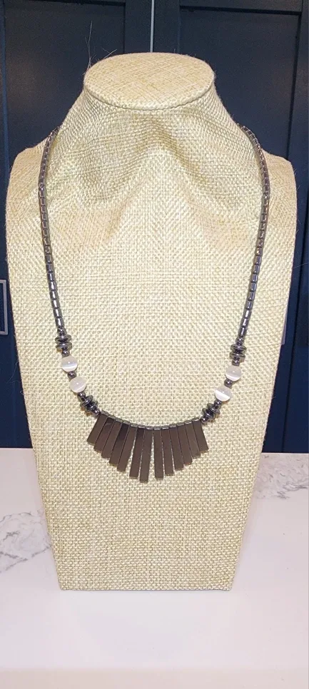 Vintage 1980’s Hematite Stone Fringe Necklace image indicator(2)