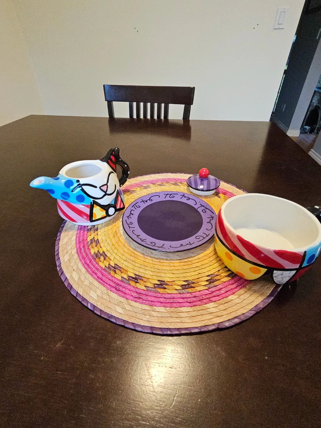 Romero Britto Teapot, Cup, and Saucer Set image indicator(4)