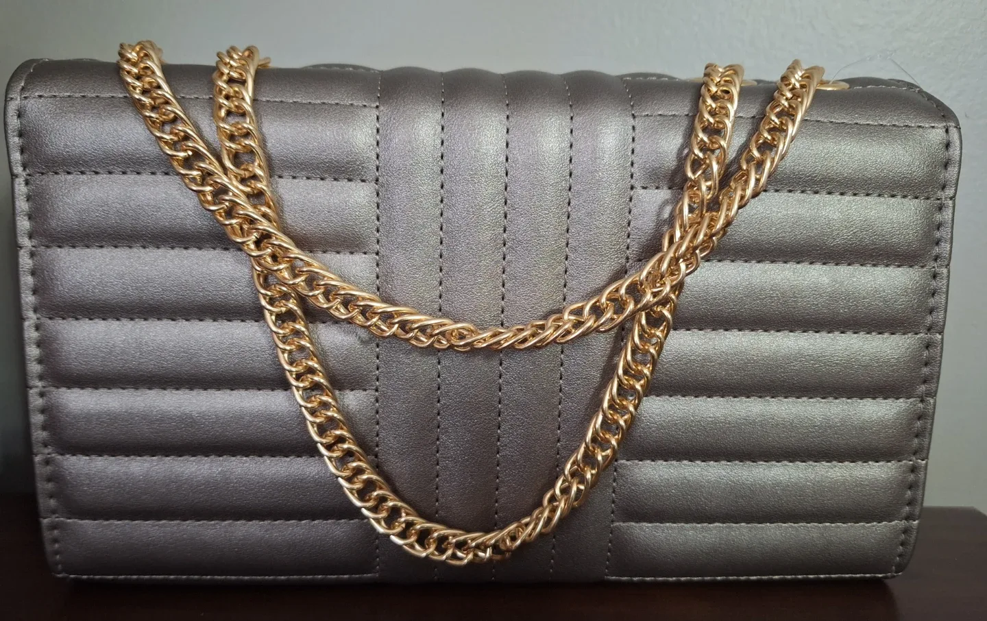 Chic & Stylish Designer Inspired Handbags image indicator(6)