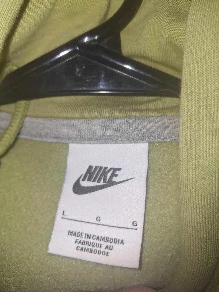 Nike Hoodie - Size L