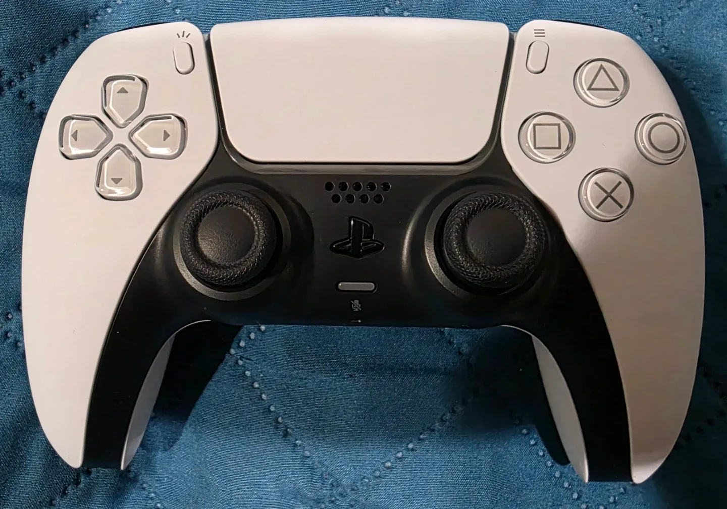 Brand New Playstation 5 Controller (White)
