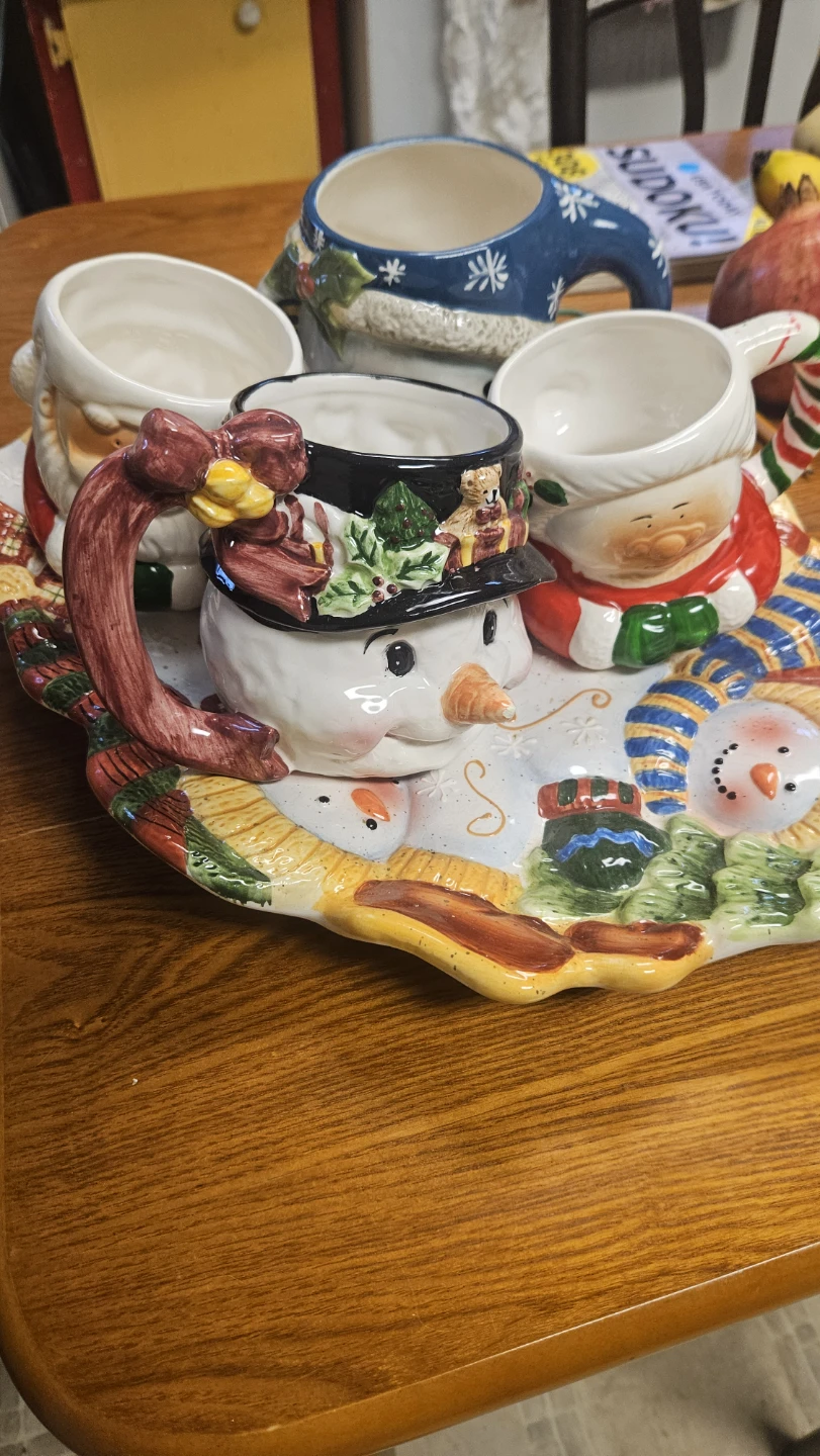Christmas Mug Set with Tray