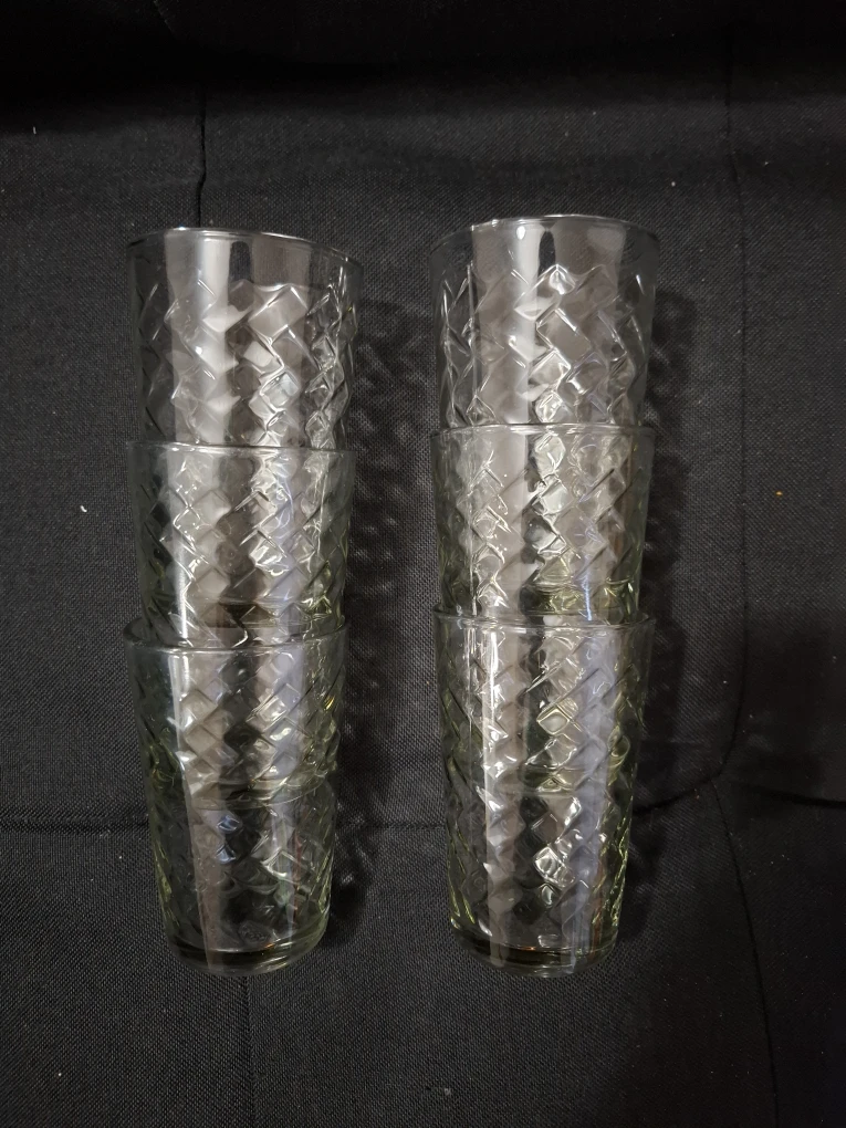 Set of 6 Textured Drinking Glasses