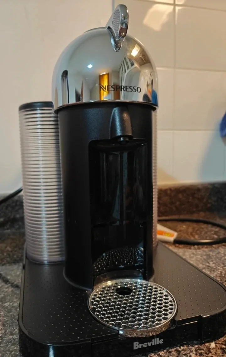 Nespresso Vertuo Coffee & Expresso Machine by Breville
