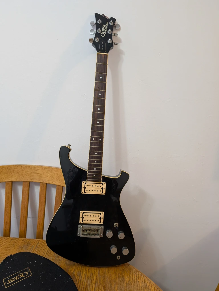 Quest Manhattan MK-I Electric Guitar w/ Case - photo 2
