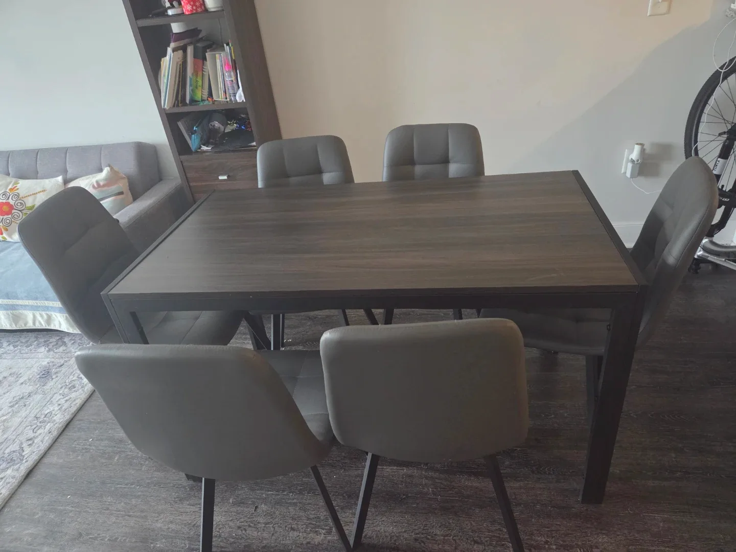 Dining Table with 6 Chairs - Gray
