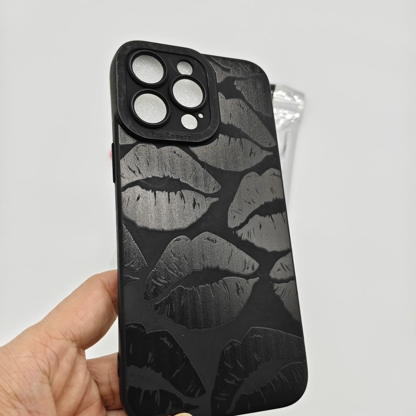 New Aesthetic Silicone Case for iPhone 15 Pro Max - photo 2