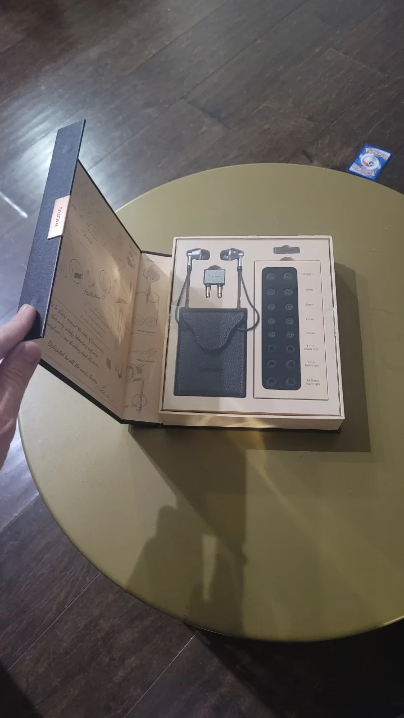 1MORE Triple Driver In-Ear Earphones Hi-Res Headphones with ... image indicator(8)