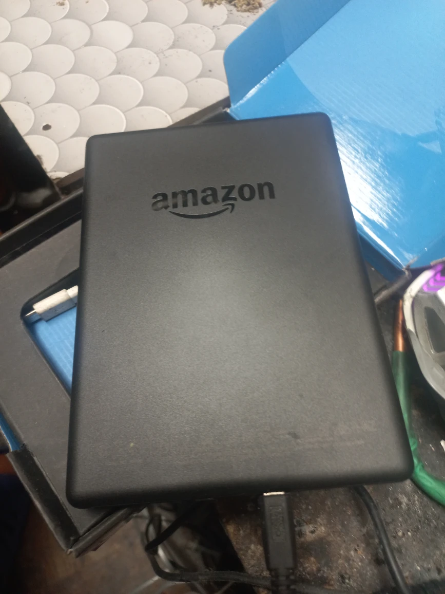 Amazon Kindle eReader with Box - photo 2