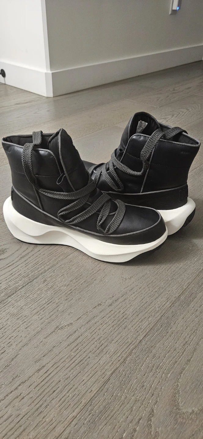 The North Face Boots - Black
