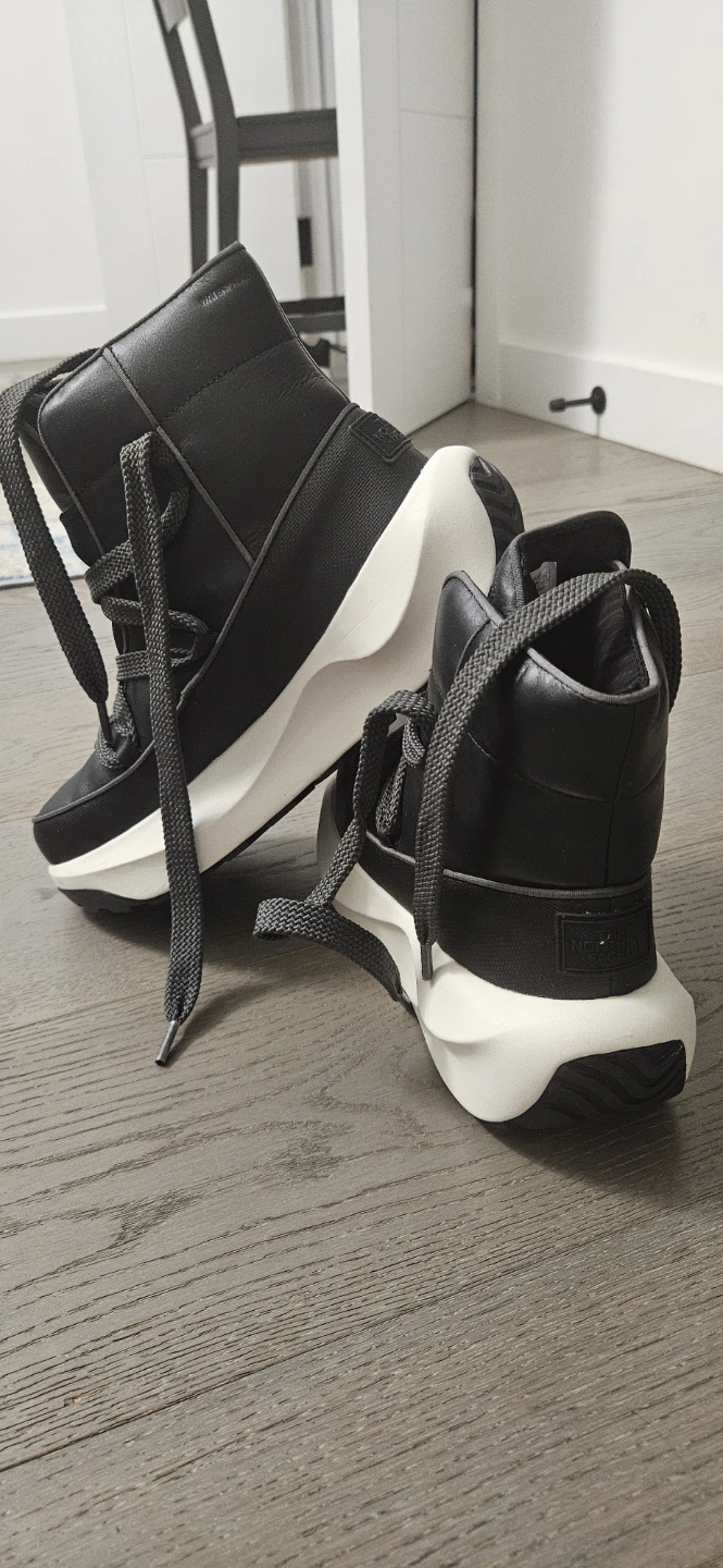 The North Face Boots - Black - photo 3