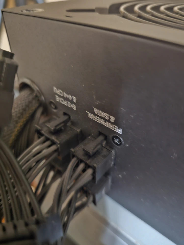 Corsair 430 watt power supply - photo 3