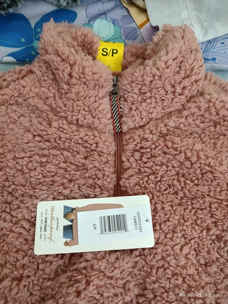 "Cleanout: 2x Weatherproof Vintage Sherpa Pullover image indicator(3)