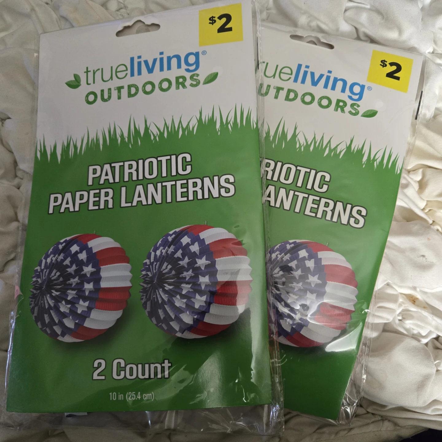 True Living Patriotic Paper Lanterns & Decor - photo 2