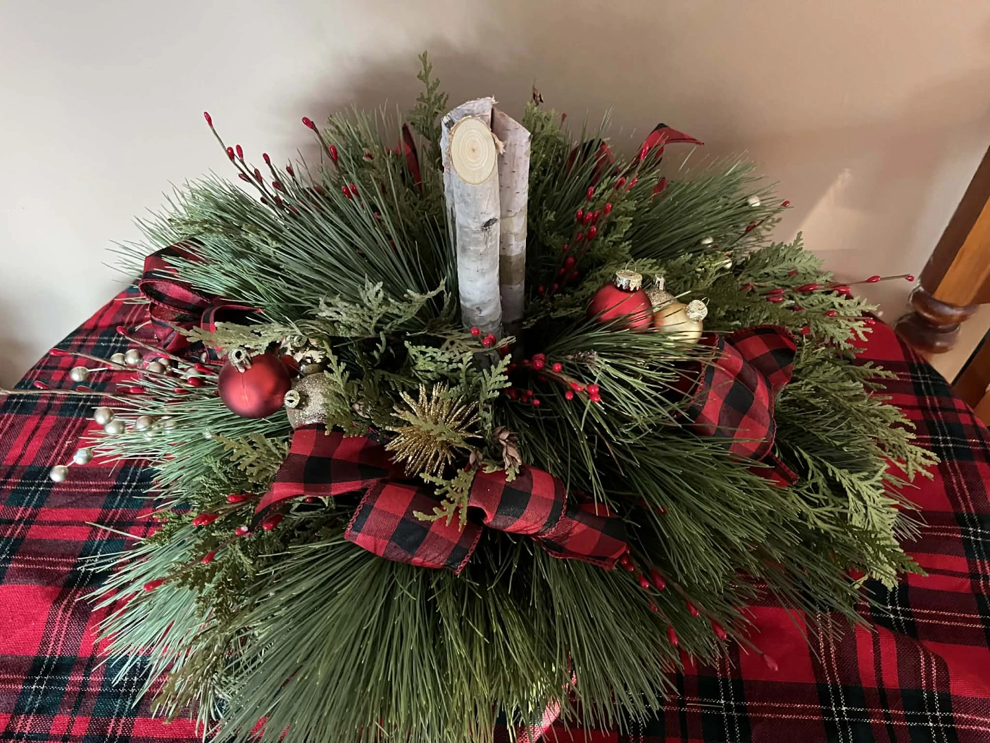 Christmas Centrepiece with Plaid Ribbon - photo 2