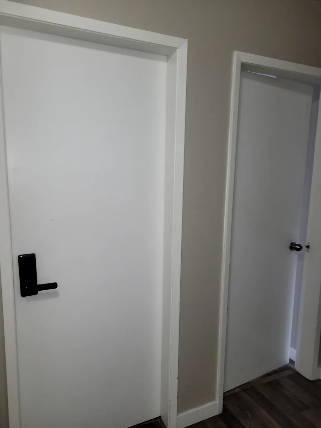 1 ROOM  FOR RENT image indicator(5)