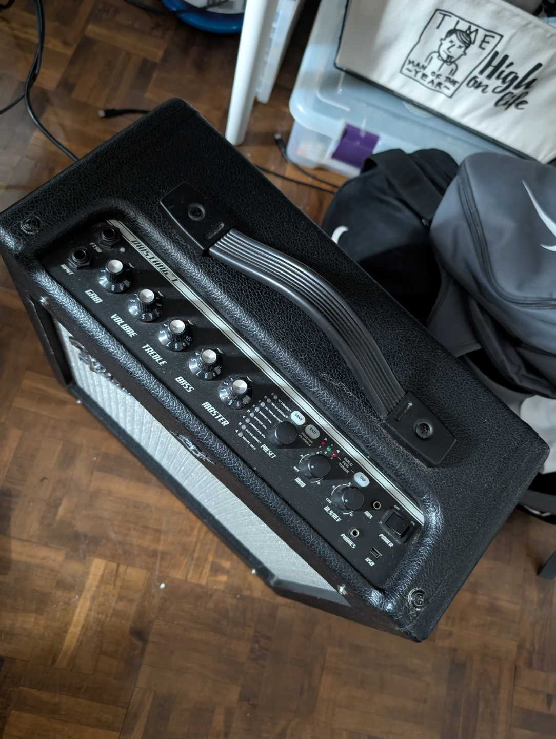 Fender Mustang I V.2 Guitar Amplifier - photo 2