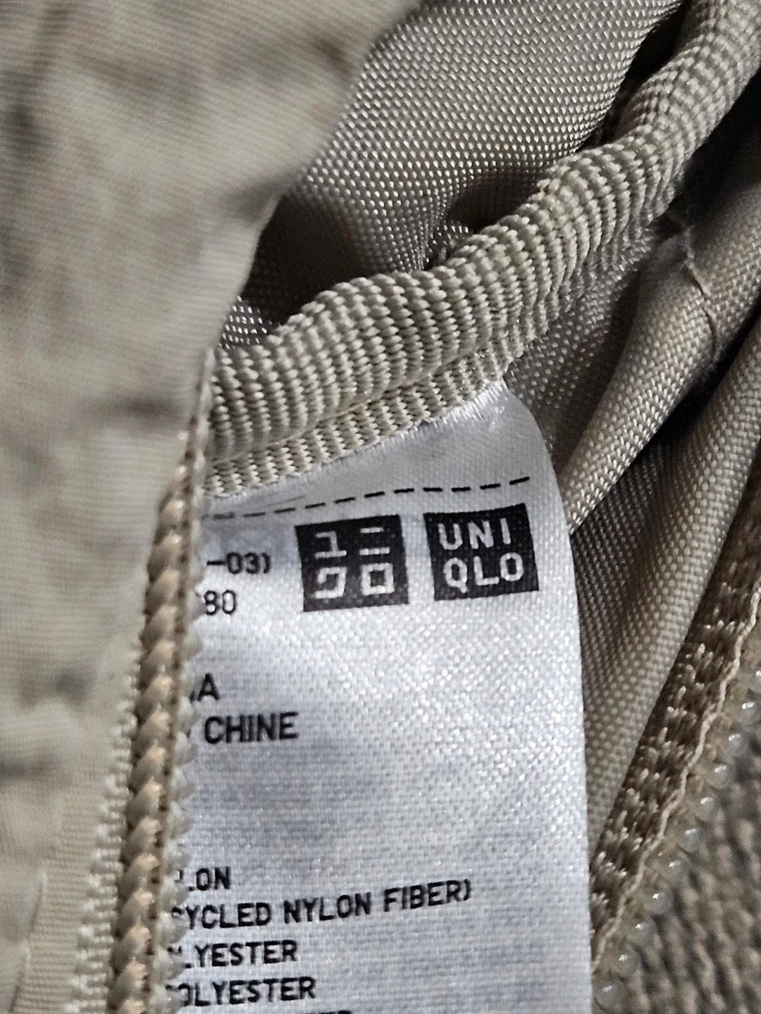 Uniqlo Beige Half Moon Mini Shoulder Bag image indicator(2)