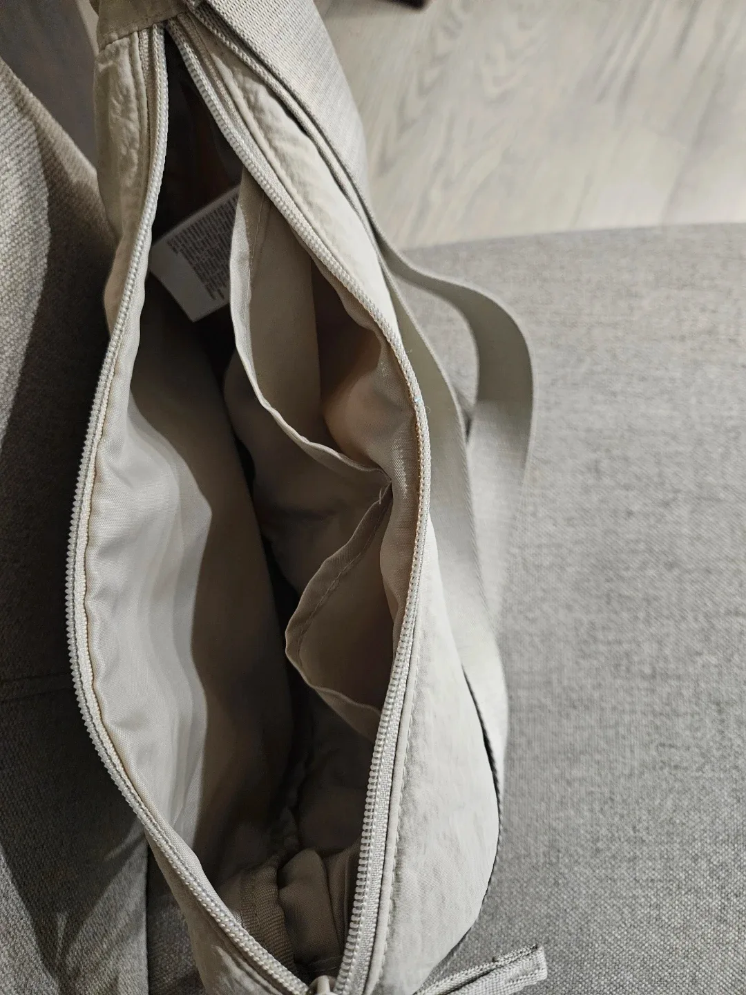 Uniqlo Beige Half Moon Mini Shoulder Bag image indicator(3)