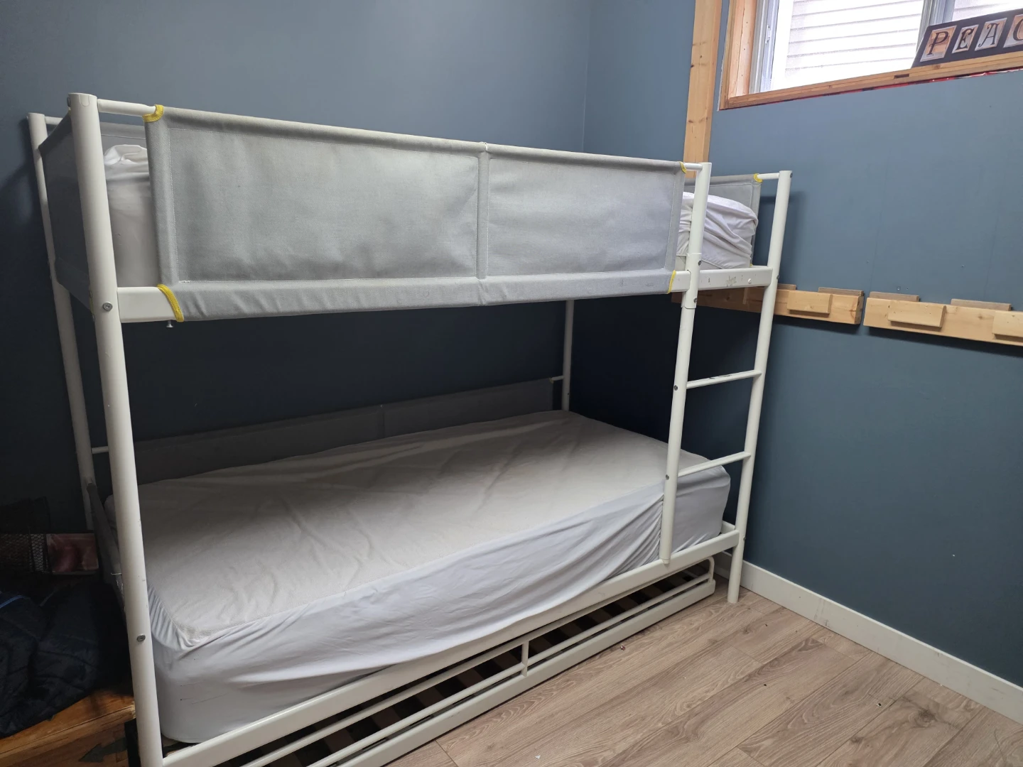 Ikea White Metal Bunk Bed Frame - photo 2